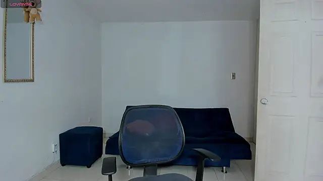 Ares Johnson online show from November 5, 1:33 pm