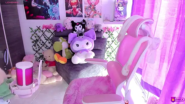 MaddyFooxx online show from April 13, 8:47 pm