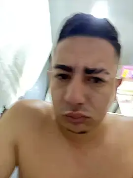 Snapshot of DanielGomez9 chatting on December 3, 12:16 pm DanielGomez9 online show from December 3, 12:16 pm