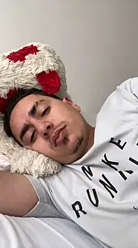 Snapshot of DanielGomez9 chatting on February 16, 9:59 pm DanielGomez9 online show from February 16, 9:59 pm