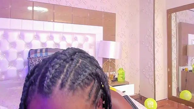 KristineLS online show from February 8, 4:25 pm