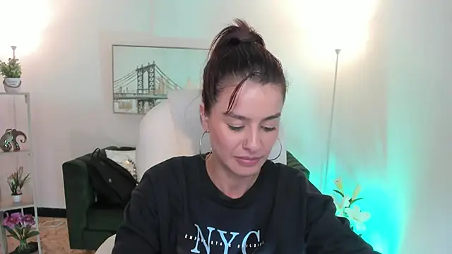 Ludovika mattson online show from December 14, 1:06 am