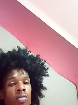 Snapshot of Puffgettingstuffed chatting on September 14, 11:20 am Puffgettingstuffed online show from September 14, 11:20 am