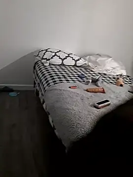 Snapshot of Puffgettingstuffed chatting on January 8, 8:16 am Puffgettingstuffed online show from January 8, 8:16 am