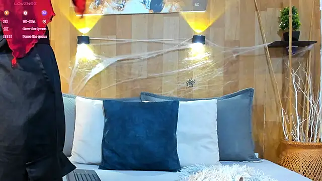 marianaa90 online show from October 31, 2:18 pm