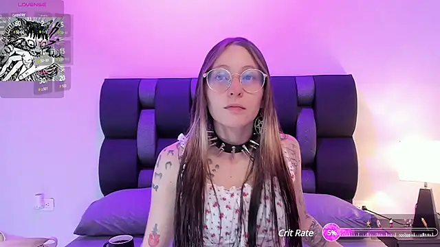 Snapshot of Siouxsie_cenobite chatting on December 31, 11:20 am Siouxsie cenobite online show from December 31, 11:20 am