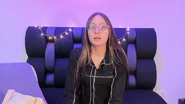 Snapshot of Siouxsie_cenobite chatting on March 16, 11:16 am Siouxsie cenobite online show from March 16, 11:16 am