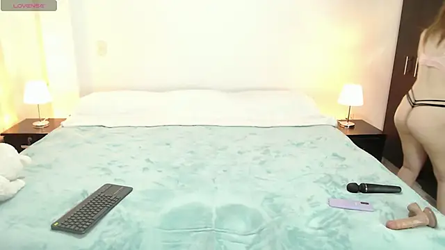 crissticutte online show from January 27, 4:20 am