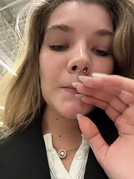 Holy Tereza online show from March 22, 3:20 pm