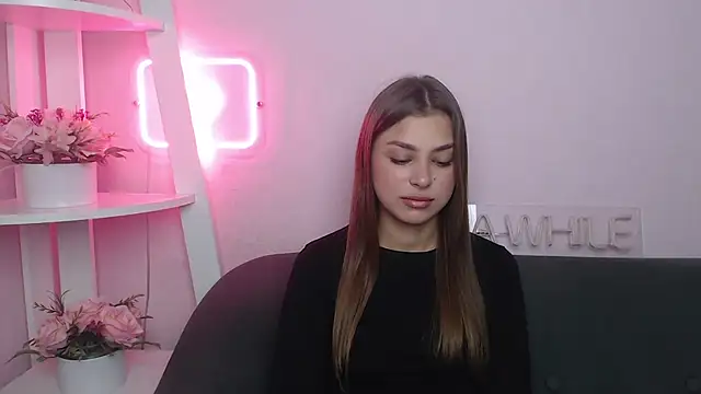 MilanaAngelAs online show from October 31, 5:52 am