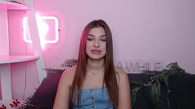 MilanaAngelAs online show from February 8, 5:44 am