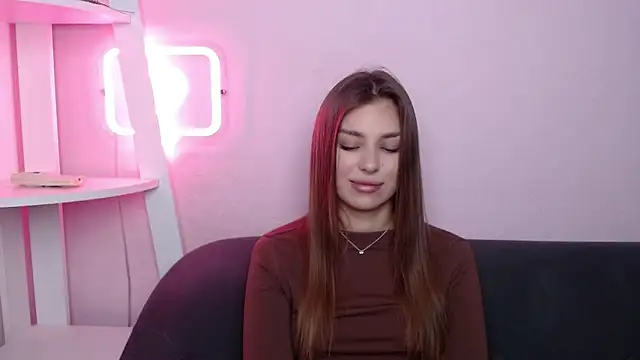 MilanaAngelAs online show from February 28, 5:52 am