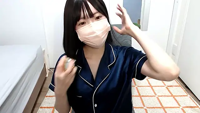  mi tsu ki  online show from February 22, 10:09 pm