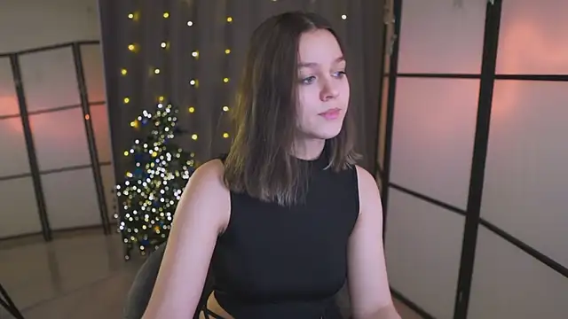 Addelin Moon online show from January 3, 4:06 pm