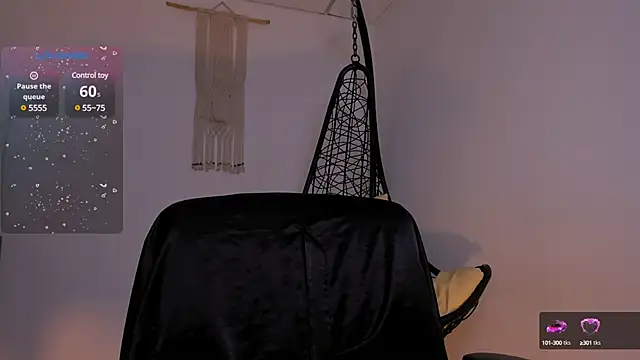 Nina-monroe online show from January 10, 10:25 pm