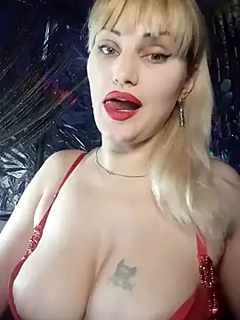 Snapshot of Freya_Milf chatting on February 21, 1:44 pm Freya Milf online show from February 21, 1:44 pm