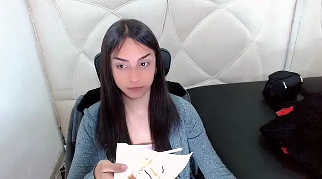 Dollbehavior  online show from December 14, 3:51 am