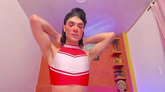 londoreales online show from March 22, 6:22 pm