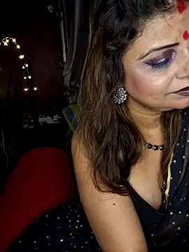 Maaya66 online show from November 14, 7:01 pm