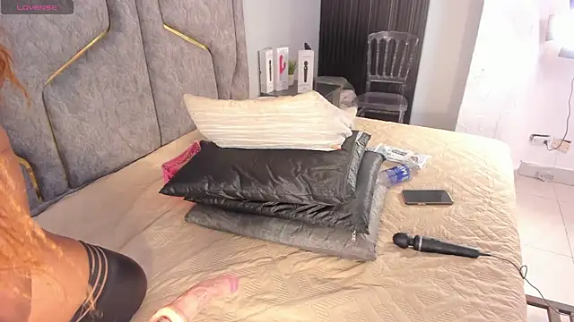 Snapshot of Katejordan chatting on January 29, 3:54 am Katejordan online show from January 29, 3:54 am