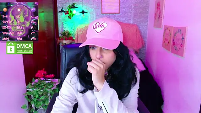 REDHOTTER  online show from September 23, 8:01 pm