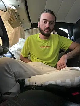 Snapshot of nibrankd chatting on February 9, 1:56 pm nibrankd online show from February 9, 1:56 pm