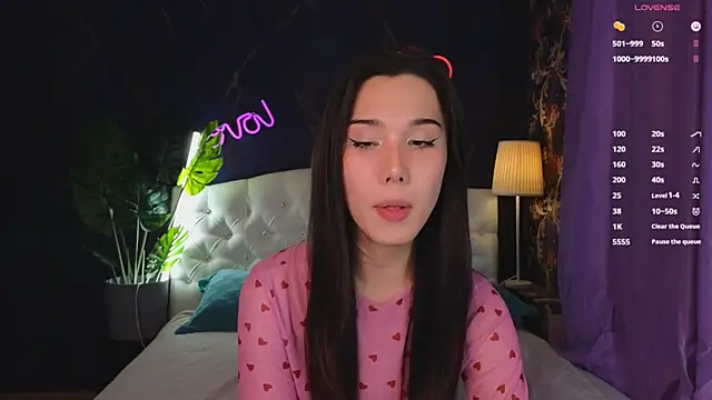 Kaia Sunshine Mia online show from January 25, 6:46 pm