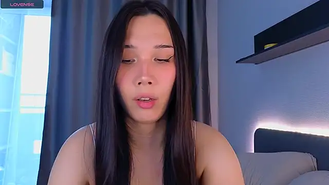 Snapshot of Kaia_Sunshine_Mia chatting on June 15, 2:52 pm Kaia Sunshine Mia online show from June 15, 2:52 pm