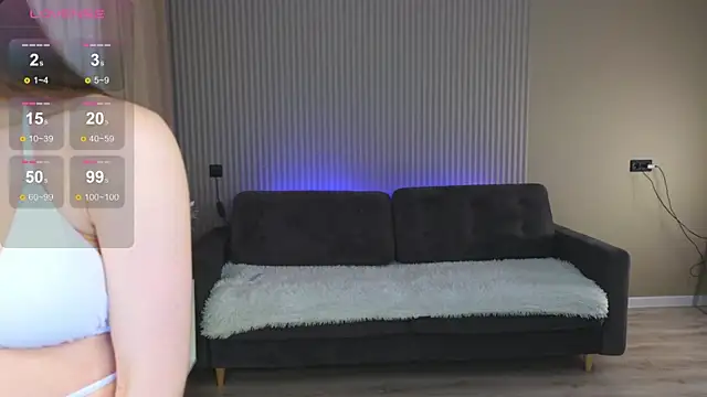 Snapshot of sofia__home chatting on October 19, 5:41 am sofia  home online show from October 19, 5:41 am