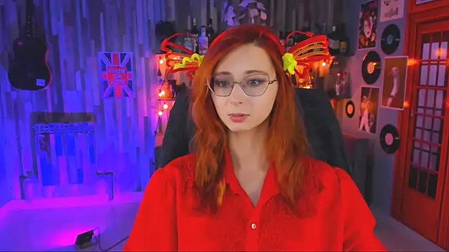Snapshot of Orianna_Fox chatting on December 4, 3:54 pm Orianna Fox online show from December 4, 3:54 pm