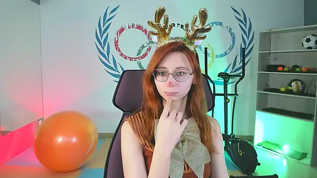 Snapshot of Orianna_Fox chatting on December 12, 6:42 pm Orianna Fox online show from December 12, 6:42 pm