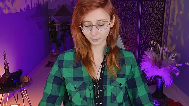 Snapshot of Orianna_Fox chatting on December 14, 9:07 am Orianna Fox online show from December 14, 9:07 am