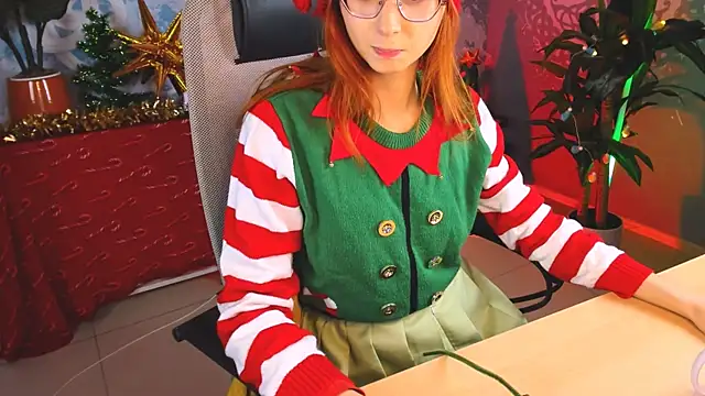Snapshot of Orianna_Fox chatting on December 25, 3:28 pm Orianna Fox online show from December 25, 3:28 pm