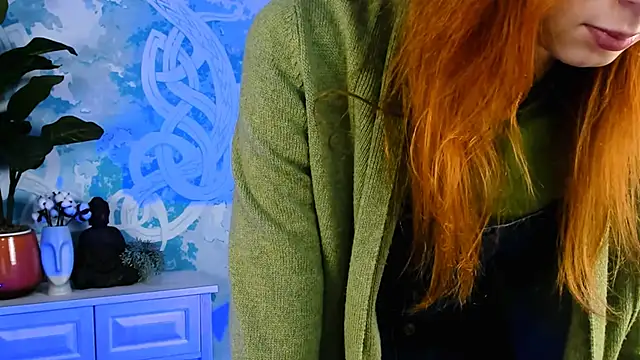 Snapshot of Orianna_Fox chatting on December 30, 7:11 pm Orianna Fox online show from December 30, 7:11 pm