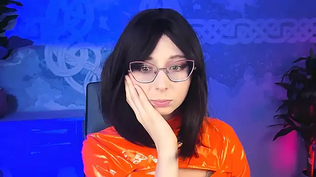 Snapshot of Orianna_Fox chatting on February 2, 6:42 pm Orianna Fox online show from February 2, 6:42 pm
