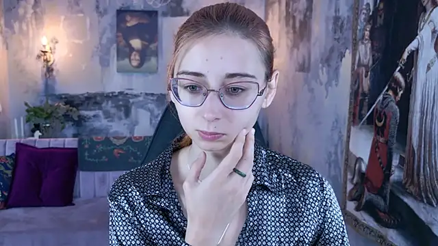 Snapshot of Orianna_Fox chatting on March 21, 1:24 am Orianna Fox online show from March 21, 1:24 am