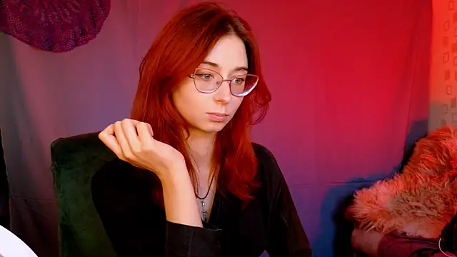 Snapshot of Orianna_Fox chatting on September 9, 3:11 pm Orianna Fox online show from September 9, 3:11 pm