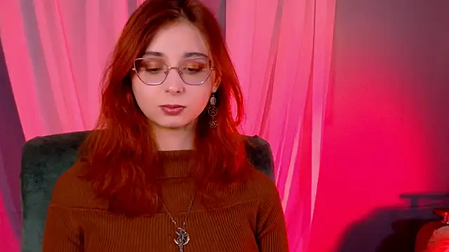 Snapshot of Orianna_Fox chatting on October 8, 2:14 pm Orianna Fox online show from October 8, 2:14 pm