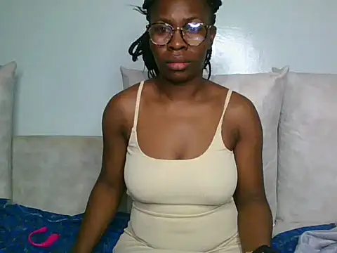 Snapshot of lisaa544 chatting on September 22, 3:41 am lisaa544 online show from September 22, 3:41 am