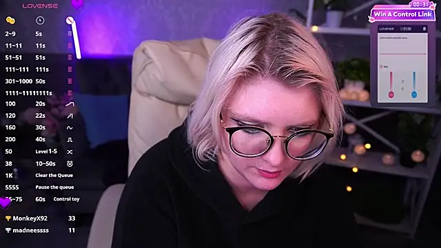 CoolTatis online show from March 18, 5:21 pm