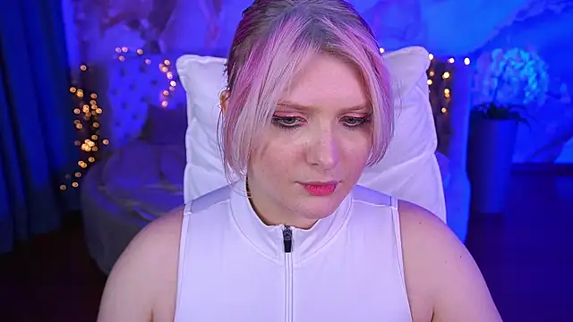 CoolTatis online show from October 24, 2:35 pm