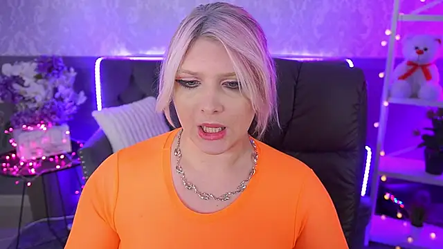 CoolTatis online show from November 3, 2:29 pm