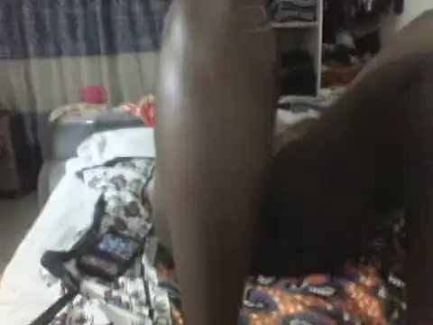 Snapshot of zainabsmile chatting on February 12, 5:37 pm zainabsmile online show from February 12, 5:37 pm