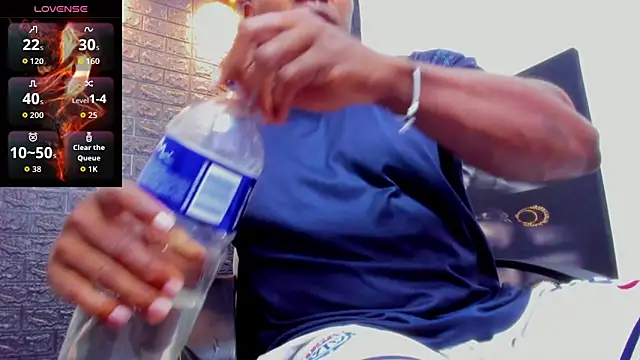 tommike online show from March 5, 9:55 pm