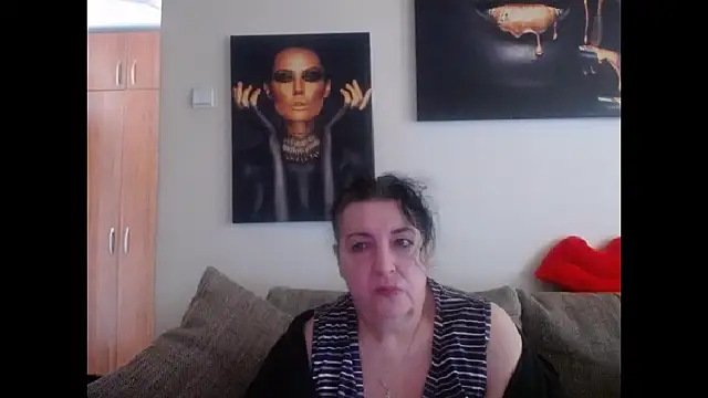 maturekorine online show from April 6, 1:23 pm