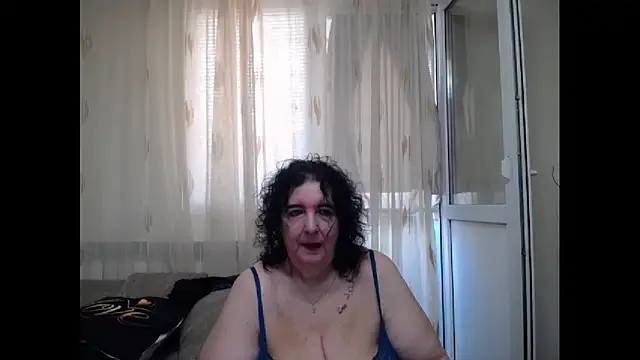 Snapshot of maturekorine chatting on July 7, 2:43 pm maturekorine online show from July 7, 2:43 pm