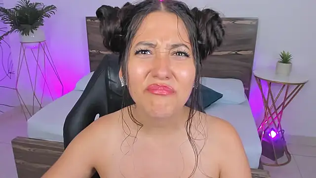 Snapshot of ivette_bocelly chatting on January 12, 1:32 am ivette bocelly online show from January 12, 1:32 am