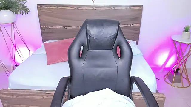 Snapshot of ivette_bocelly chatting on March 10, 7:29 pm ivette bocelly online show from March 10, 7:29 pm