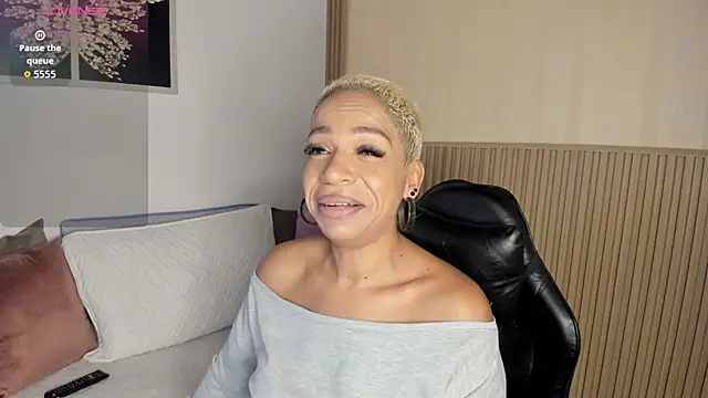 summer night  online show from January 6, 11:14 am