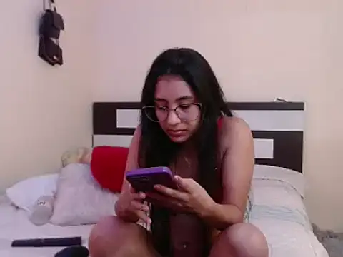 chika hellar online show from January 30, 1:44 am